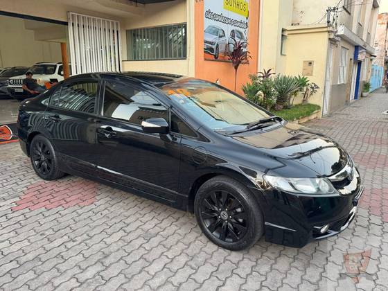 HONDA CIVIC 1.8 LXL 16V FLEX 4P MANUAL